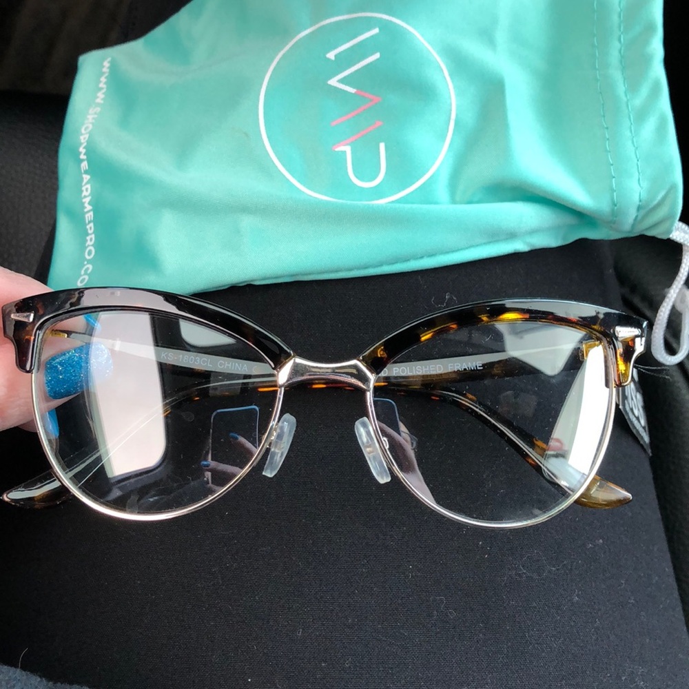 Fake glasses